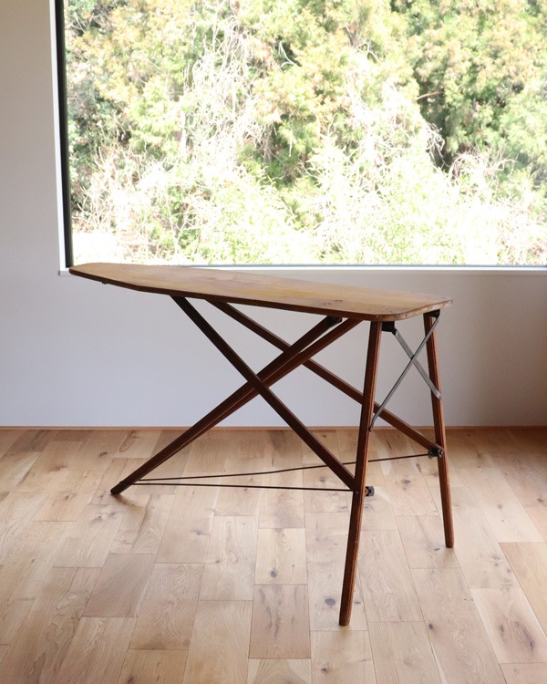 Solid Ironing Board B�å���å� ���������� B