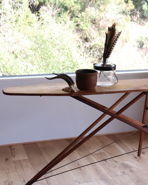 Solid Ironing Board B�å���å� ���������� B