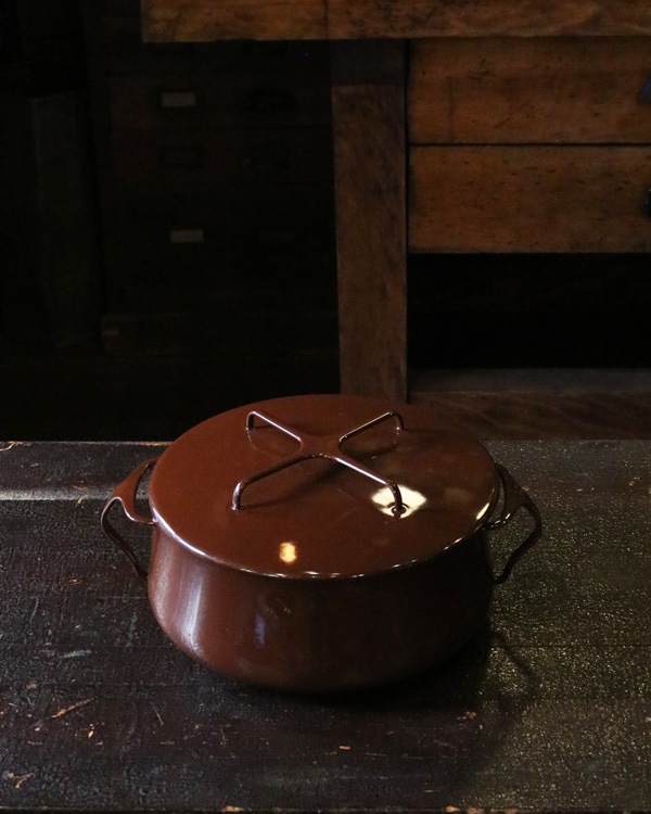 Dansk Enamelware Brown Casserole DP-05�å��󥹥� ���ʥ�륦���� �֥饦�󥭥㥻������ DP-05