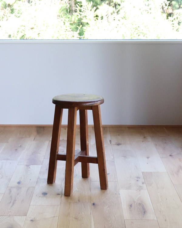 Wooden Round Stool RS-01�������饦��ɥ��ġ��� RS-01