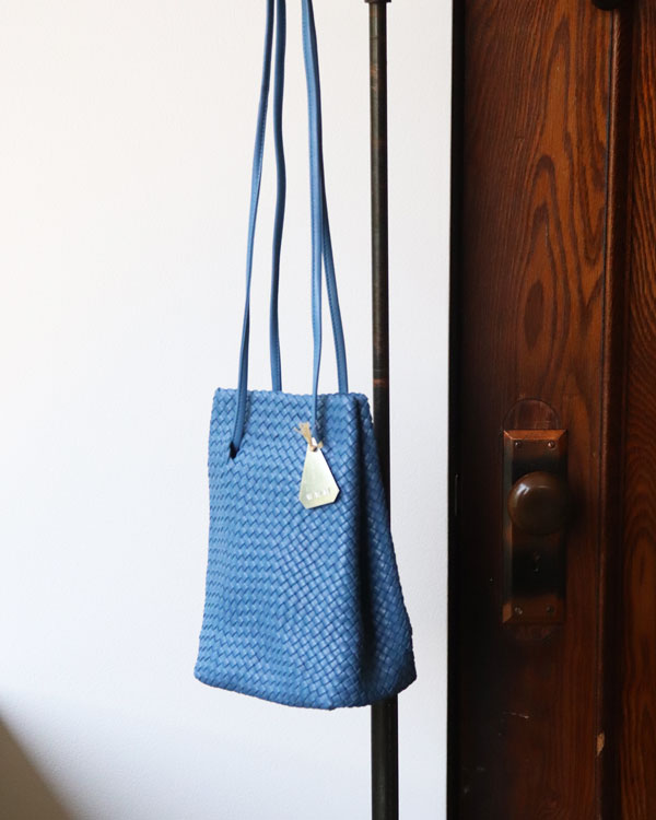WARANGWAYAN ワランワヤン｜Sac Mesh carre Blue (レザーメッシュ 