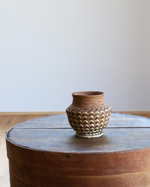 Native American Pine Needle Basket åͥƥ֥ꥫ դΥХå