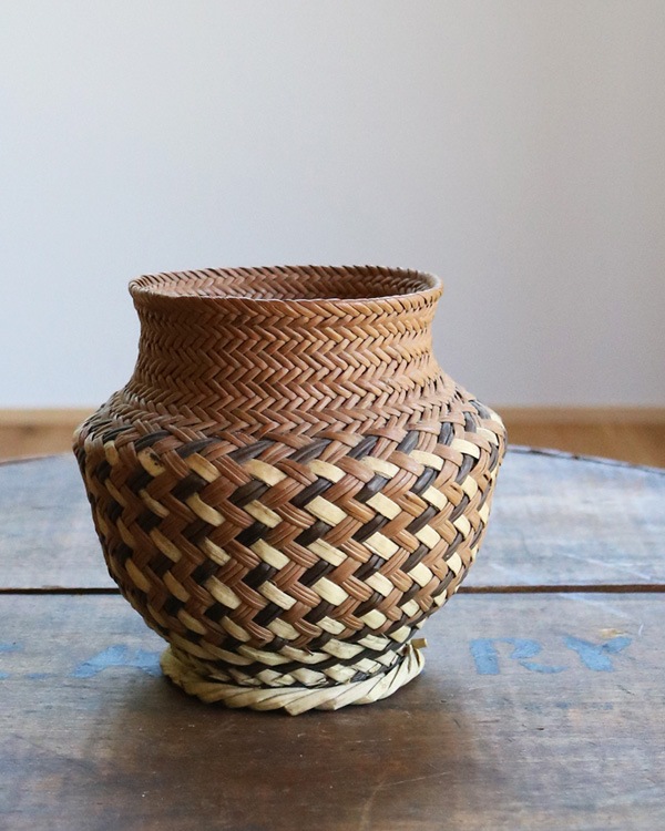 Native American Pine Needle Basket åͥƥ֥ꥫ դΥХå