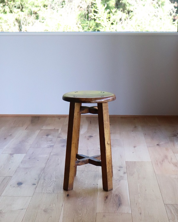 Wooden Round Stool RS-02�������饦��ɥ��ġ��� RS-02