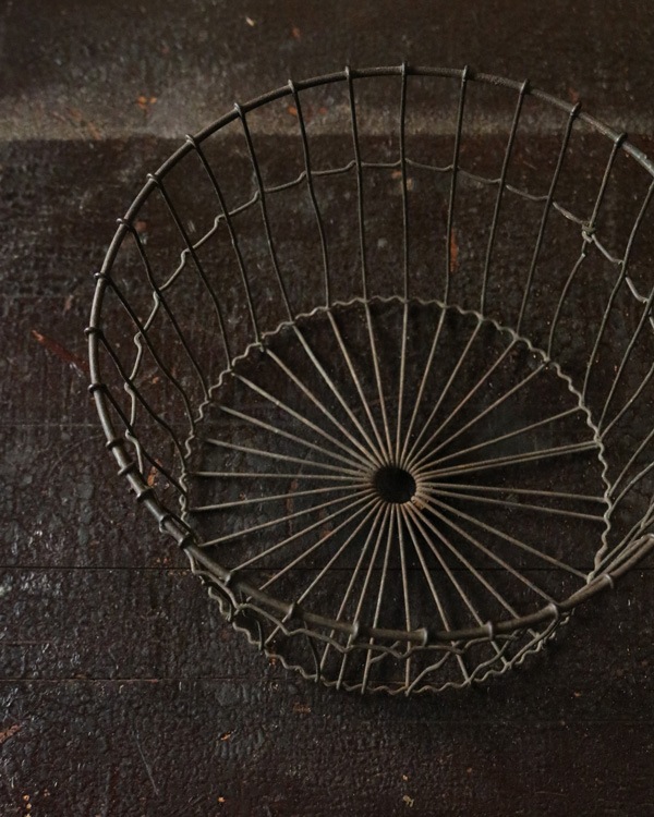 Wire Egg Basket｜ワイヤー製エッグバスケット