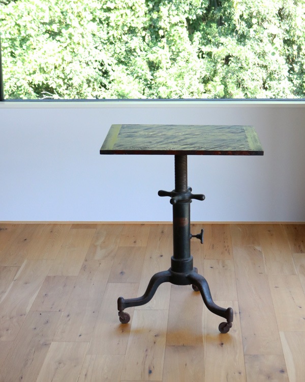 "Adjustable Table Co." Adjustable Stand��"Adjustable Table Co. "�����㥹���֥륹�����