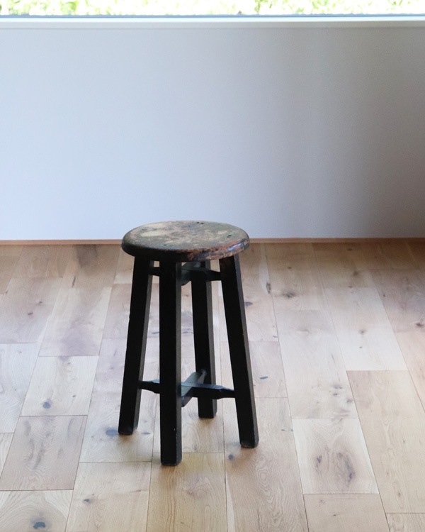 Wooden Round Stool RS-03�������饦��ɥ��ġ��� RS-03
