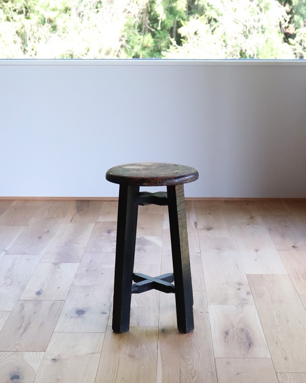 Wooden Round Stool RS-03�������饦��ɥ��ġ��� RS-03