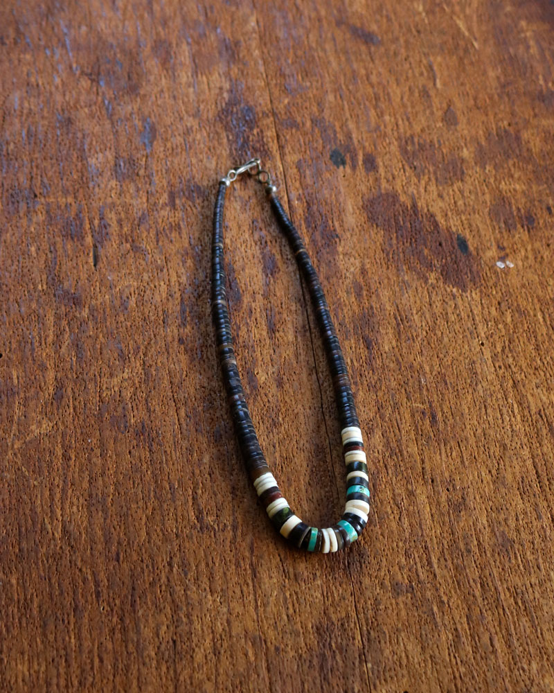 c.1950s Native American Dark Heshi Beads Necklace with Turquoise