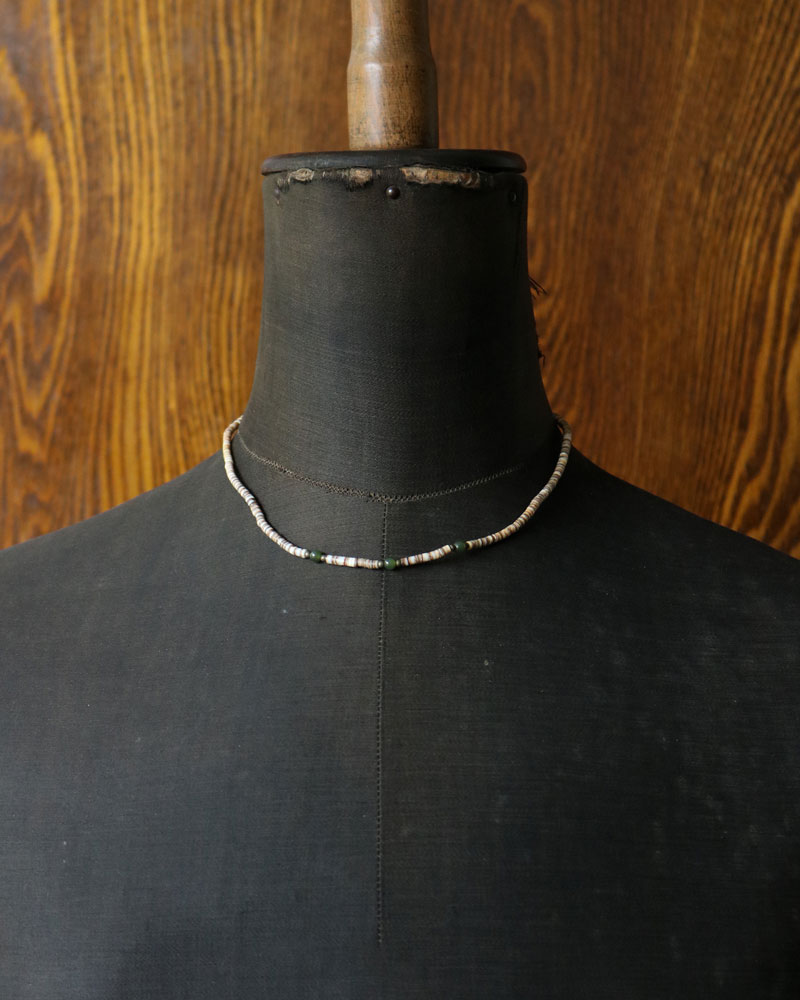 c.1970s Santa Domingo Style White Shell Heishi Beads Necklace