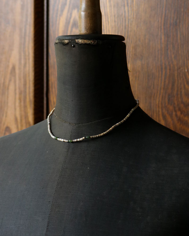 c.1970s Santa Domingo Style White Shell Heishi Beads Necklace