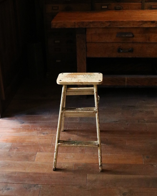 White Step Ladder Small�åۥ磻�� ���ƥåץ���� ���⡼��