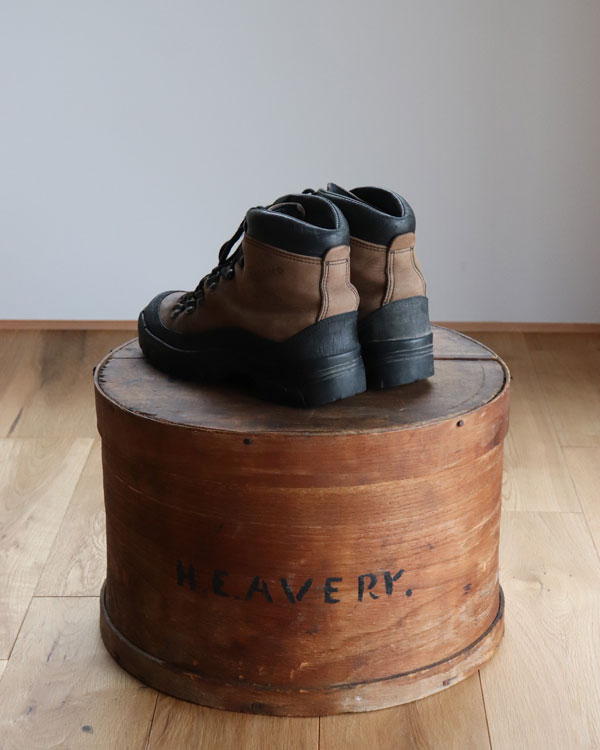 Vintage Y2K Brown DANNER Combat Hiker (U.S.8)
