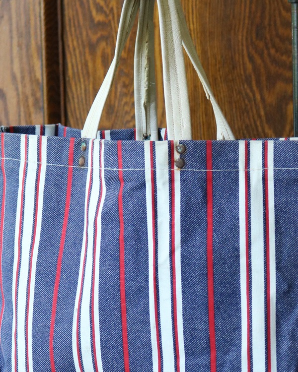 1960s Mid-Century Striped Utility Tote�� 1960ǯ�庢 �ߥåɥ������꡼ ���ȥ饤�� �桼�ƥ���ƥ��ȡ���