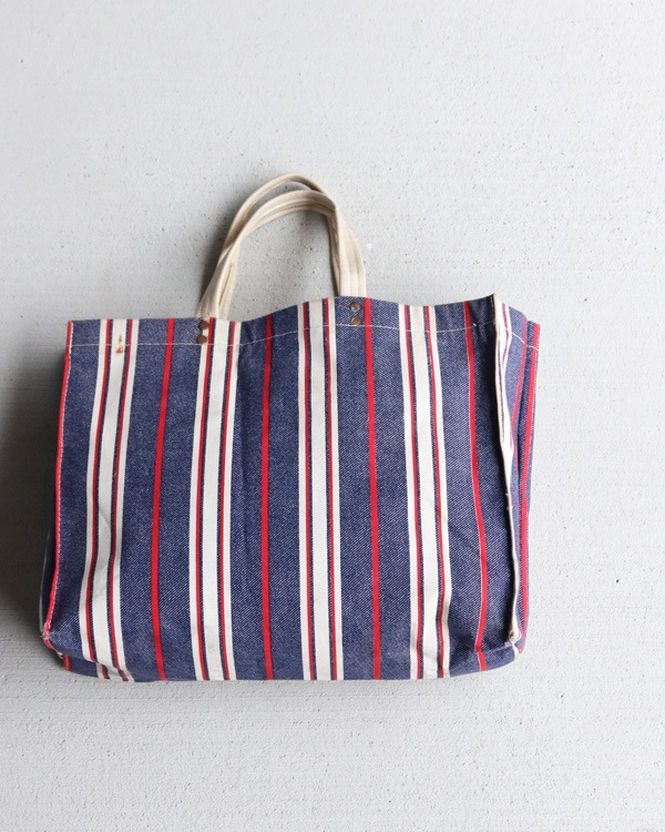 1960s Mid-Century Striped Utility Tote�� 1960ǯ�庢 �ߥåɥ������꡼ ���ȥ饤�� �桼�ƥ���ƥ��ȡ���
