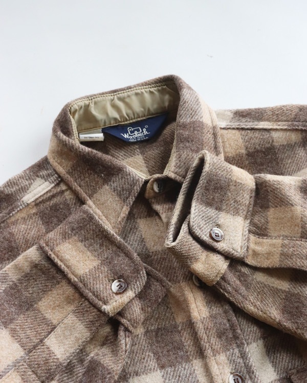 Vintage 80s Brown Plaid WOOLRICH Wool Shirt (M)