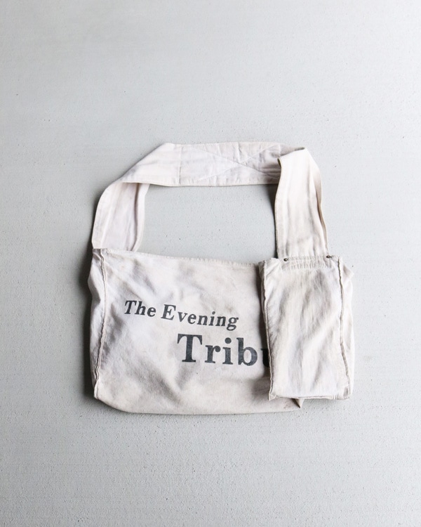 1950s ��The Evening Tribune�� Newspaper Bag�� 1950ǯ�庢 "The Evening Tribune" �˥塼���ڡ��ѡ��Хå�