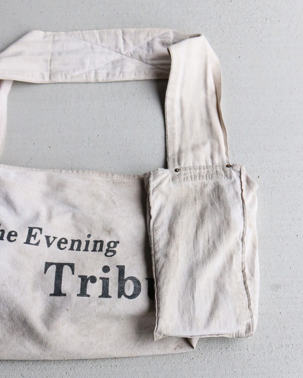 1950s ��The Evening Tribune�� Newspaper Bag�� 1950ǯ�庢 "The Evening Tribune" �˥塼���ڡ��ѡ��Хå�