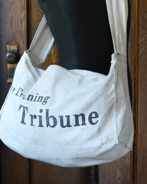1950s ��The Evening Tribune�� Newspaper Bag�� 1950ǯ�庢 "The Evening Tribune" �˥塼���ڡ��ѡ��Хå�