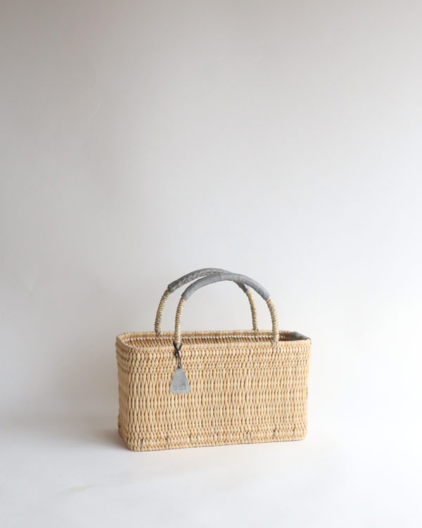 WARANGWAYAN ワランワヤン｜ストローバスケット 浅型 ライトグレー S