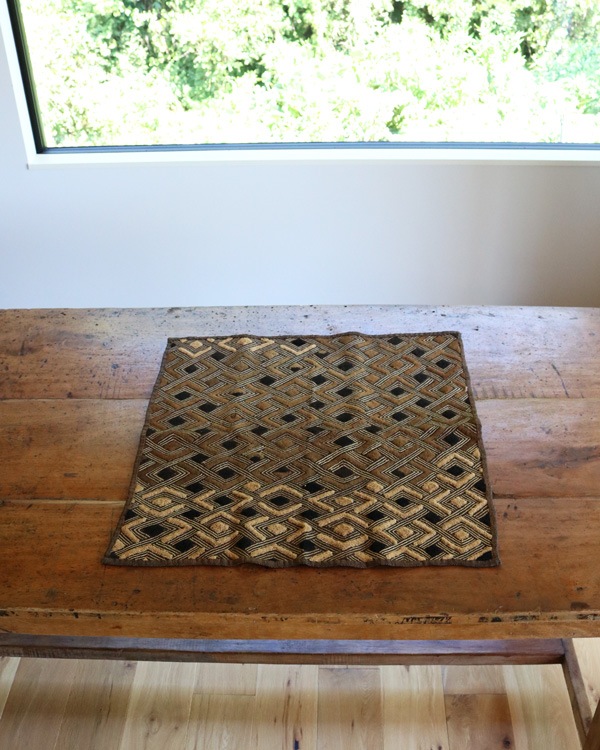 African Textile Kuba Fabric B�å��եꥫ��ƥ��������� �����ۡ���ӥ����ɡ�B