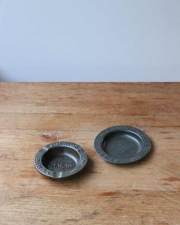 "B.W.FOUNDRY" Advertising Ashtray��"B.W.FOUNDRY" ������ȥ졼