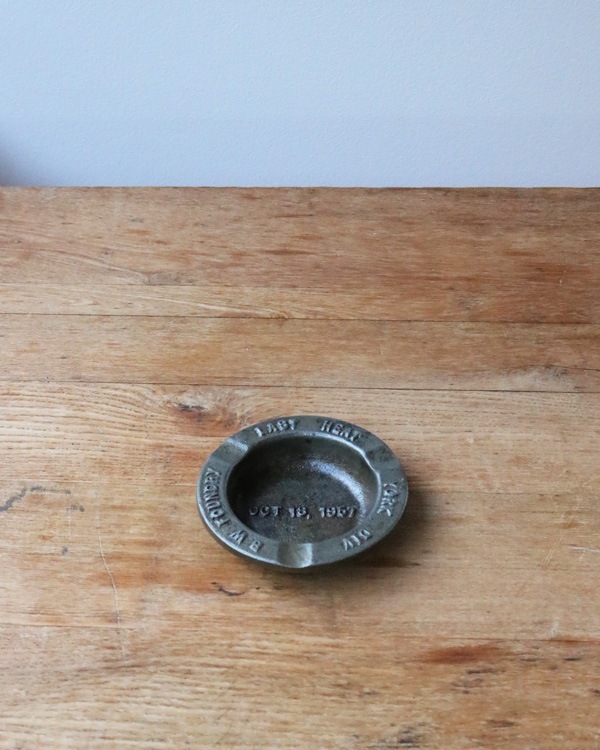 "B.W.FOUNDRY" Advertising Ashtray��"B.W.FOUNDRY" ������ȥ졼