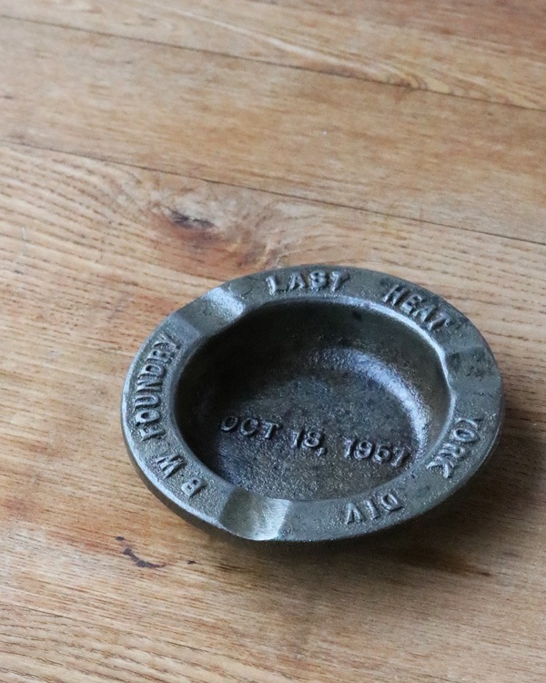 "B.W.FOUNDRY" Advertising Ashtray��"B.W.FOUNDRY" ������ȥ졼
