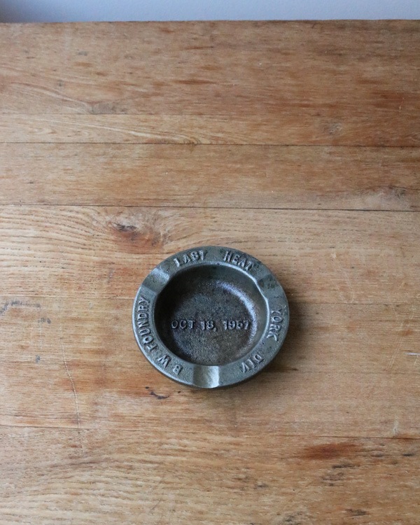 "B.W.FOUNDRY" Advertising Ashtray��"B.W.FOUNDRY" ������ȥ졼