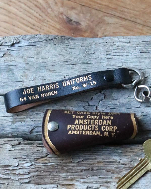 Ada. Key Case�å��ɥХ������� ����������