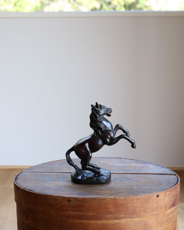 Plaster Horse Ornament���й����ۡ��������ʥ���