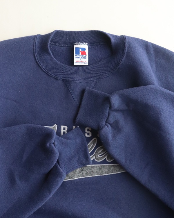 Vintage 90s Navy RUSSELL ATHLETIC Logo Crewneck (L)