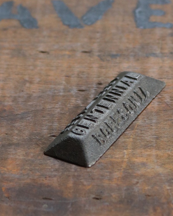 "Robesonia Centennial" Cast Iron Desk Piece�å��٥��˥�100��ǯ��ǰ ��Ŵ�ǥ����ԡ���