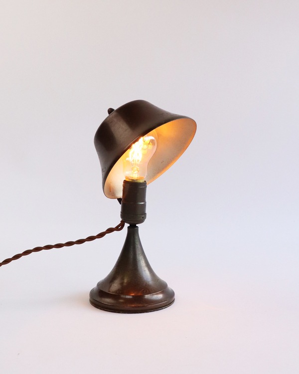 Small Brown Table Lampå֥饦󥫥顼Υơ֥