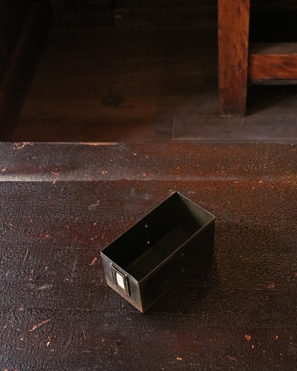 Small Tin set of 5｜5個セットのブリキの小物入れ