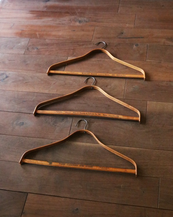 Wood Hanger A｜木製ハンガー A