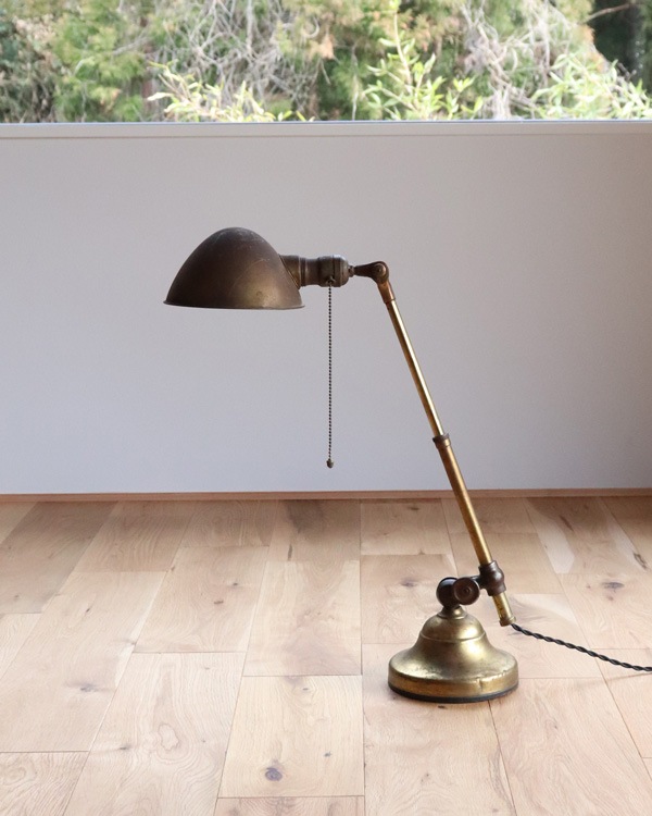 "O.C.WHITE" Telescope Arm Desk Lamp｜O.C.WHITE社のデスクランプ