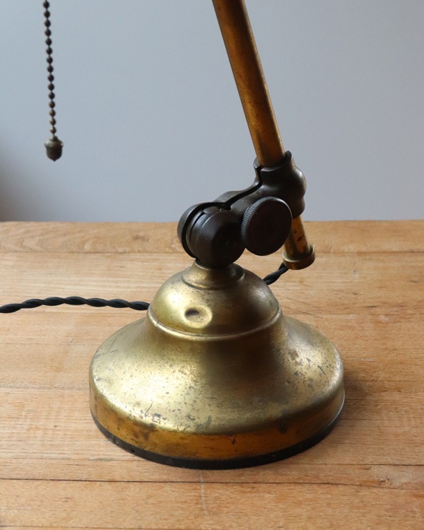 "O.C.WHITE" Telescope Arm Desk Lamp｜O.C.WHITE社のデスクランプ