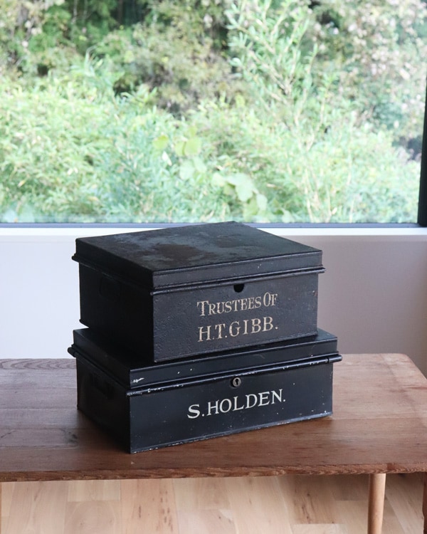 Hand Painted Cash Box B�åϥ�ɥڥ���ƥå� ����å���ܥå��� B