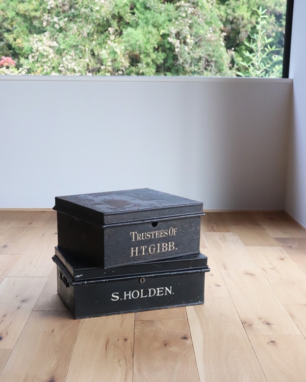 Hand Painted Cash Box B�åϥ�ɥڥ���ƥå� ����å���ܥå��� B