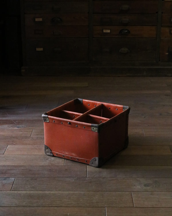 Fiber Container C�åե����С�����ƥ� C