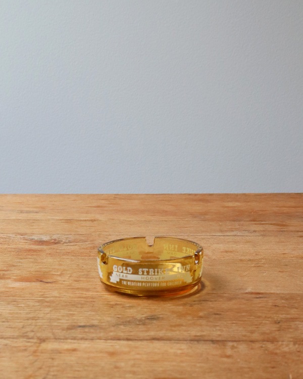 "GOLD STRIKE INN" Ashtray��"GOLD STRIKE INN" ���饹����
