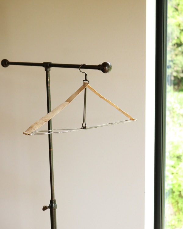1950s Folding Travel Hanger��1950ǯ�庢 �ޤꤿ���߼��ȥ�٥�ϥ󥬡�