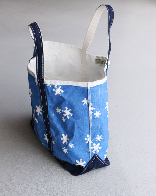 Vintage 90s Printed L.L.Bean Boat&Tote (Snowflake) 
