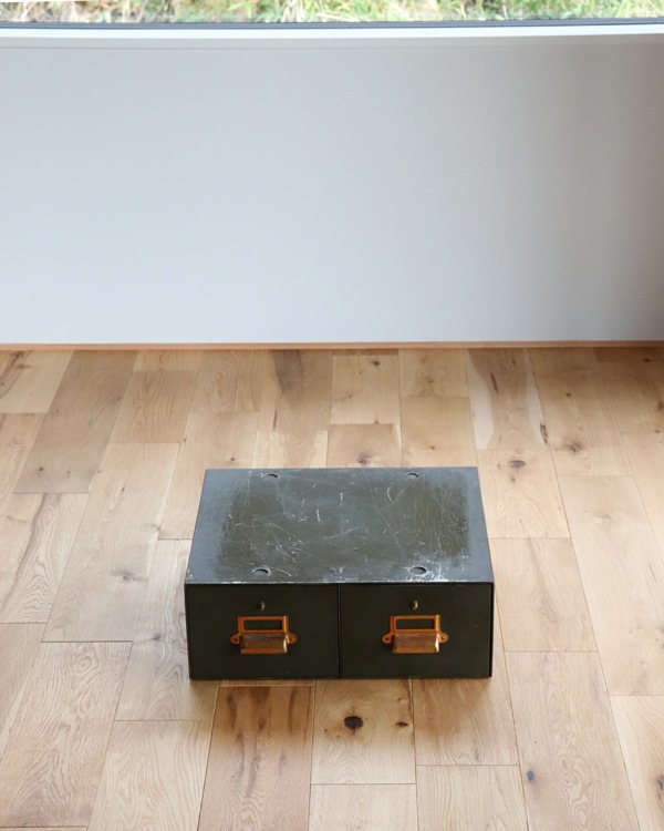 Steel 2 Drawer�å������� �ɥ��
