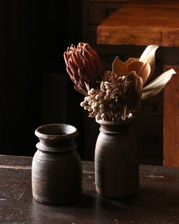 Wood Vase A｜木製の花瓶 A
