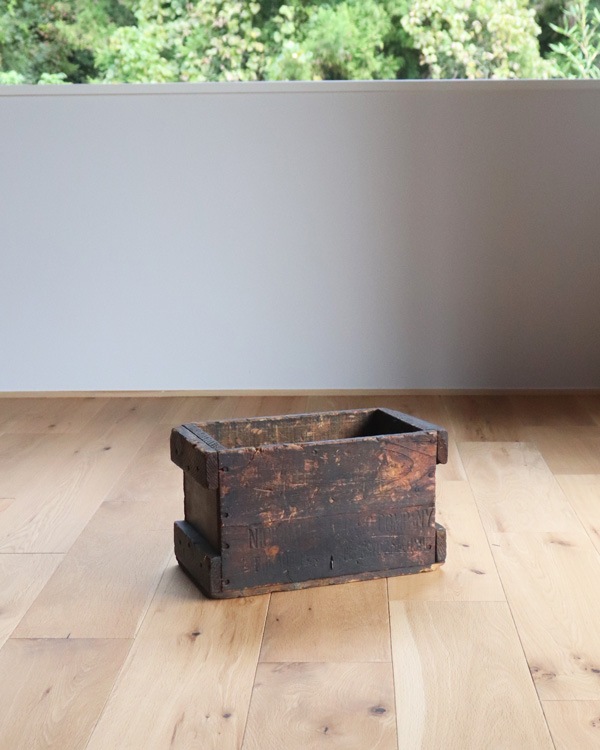 "NICE BALLBEARING COMPANY" Wood Box  "NICE BALLBEARING COMPANY" åɥܥå