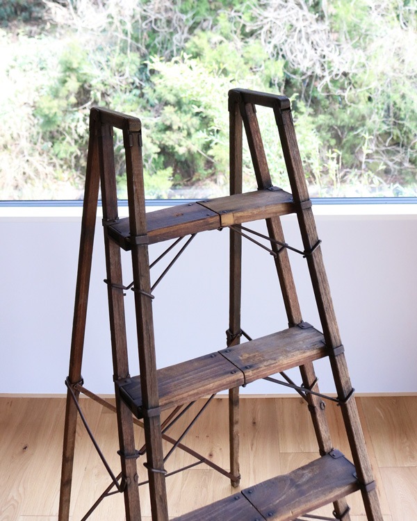 "TUCKAWAY" Folding Ladder��"TUCKAWAY" �ե�����ǥ��󥰥����