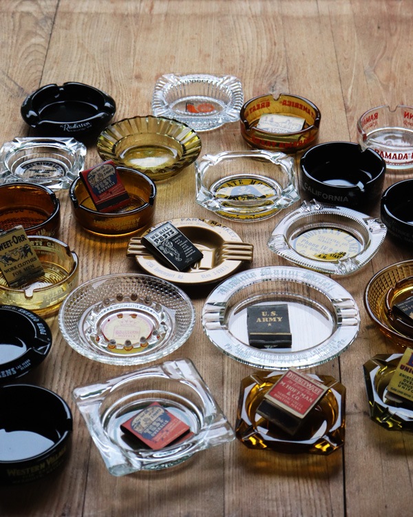 "FOUR QUEENS" Ashtray"FOUR QUEENS" 饹