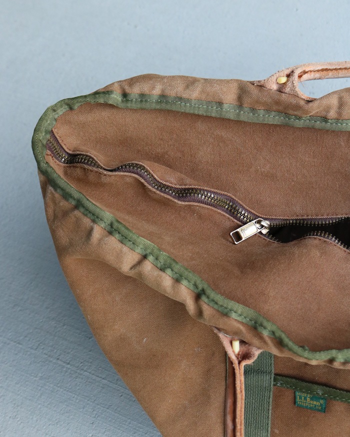 Vintage 90s Brown L.L.Bean Leather Handle Zipper Tote